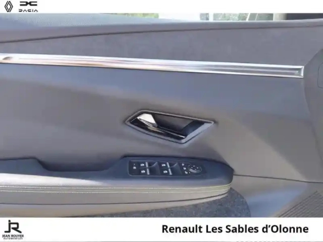 Renault Megane e-tech electric ev60 220ch techno super charge — photo 7