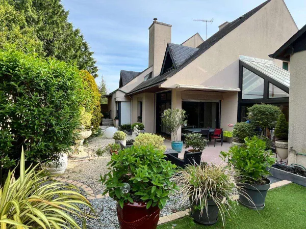 Maison 7 pièces 187 m²