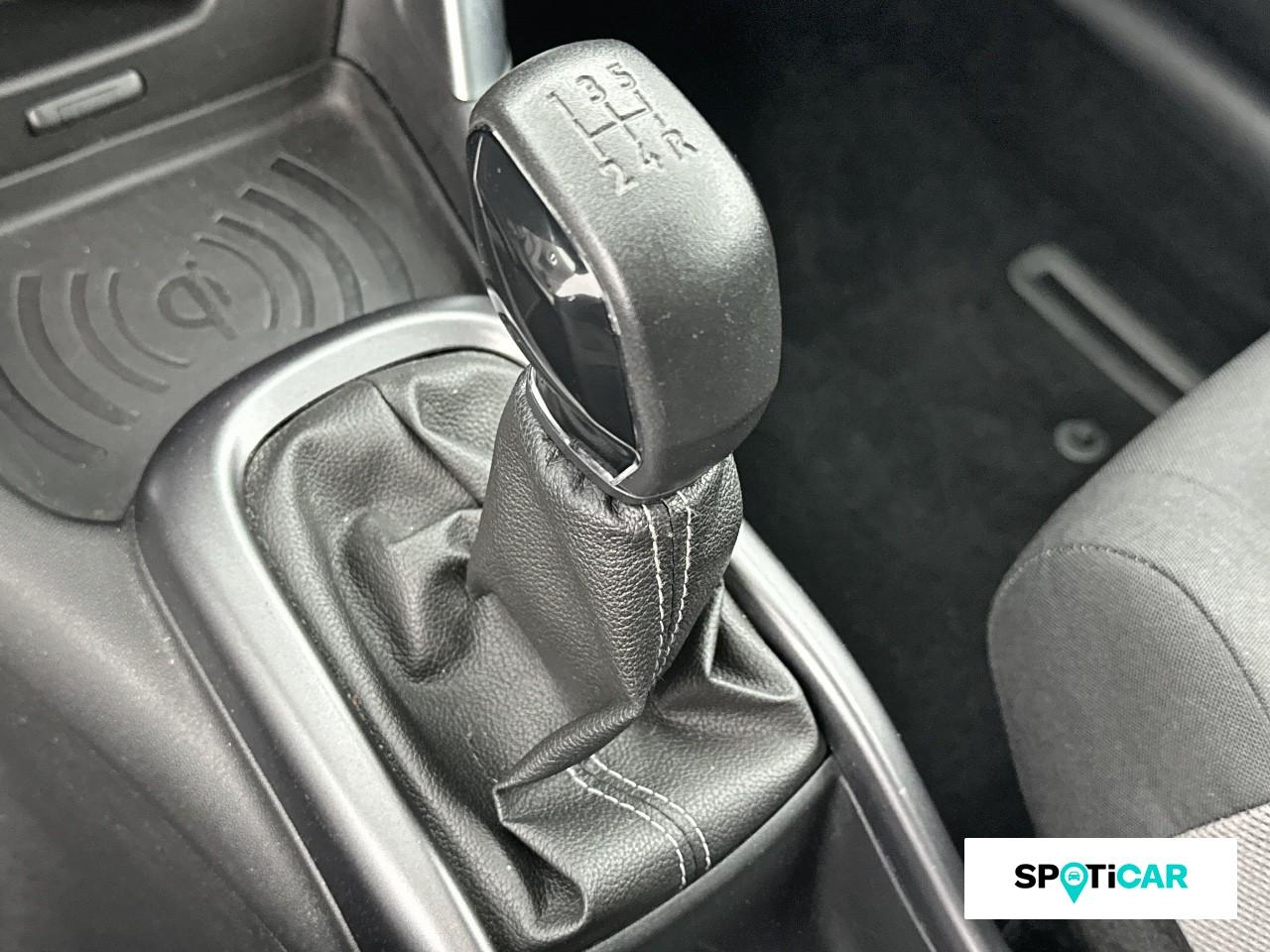 Citroën C3 Aircross puretech 110ch s&s shine — photo 14