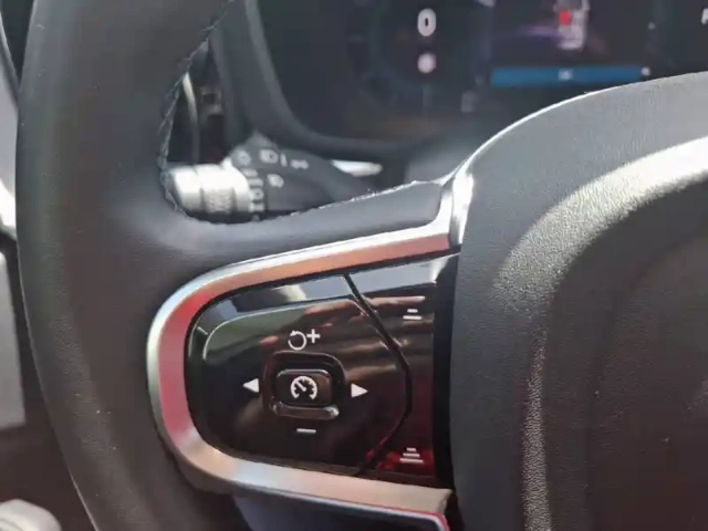 Volvo Xc60 t6 awd hybride rechargeable 253 ch+145 ch geartronic 8 — photo 21