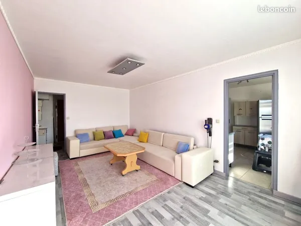 Appartement 4 pièces 77 m²