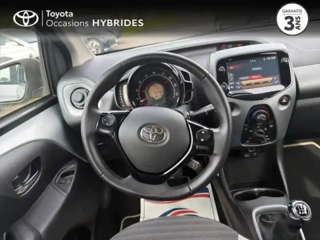 Toyota Aygo 1.0 vvt-i 72ch x-play 5p — photo 9
