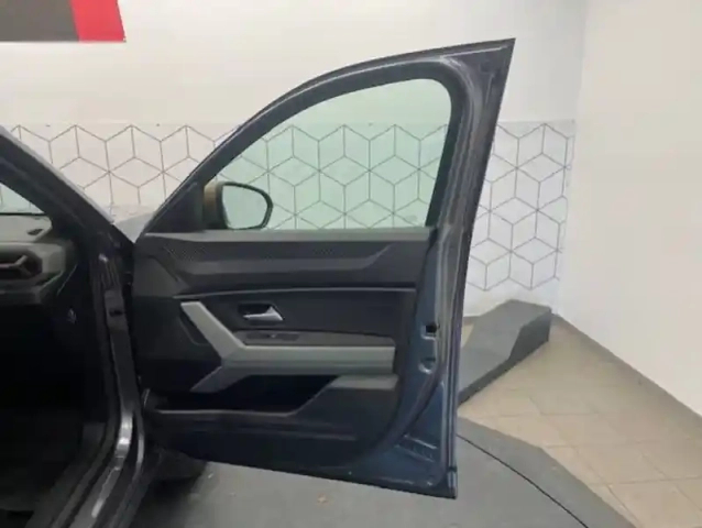 Dacia Bigster hybrid-g 150 4x4 — photo 11