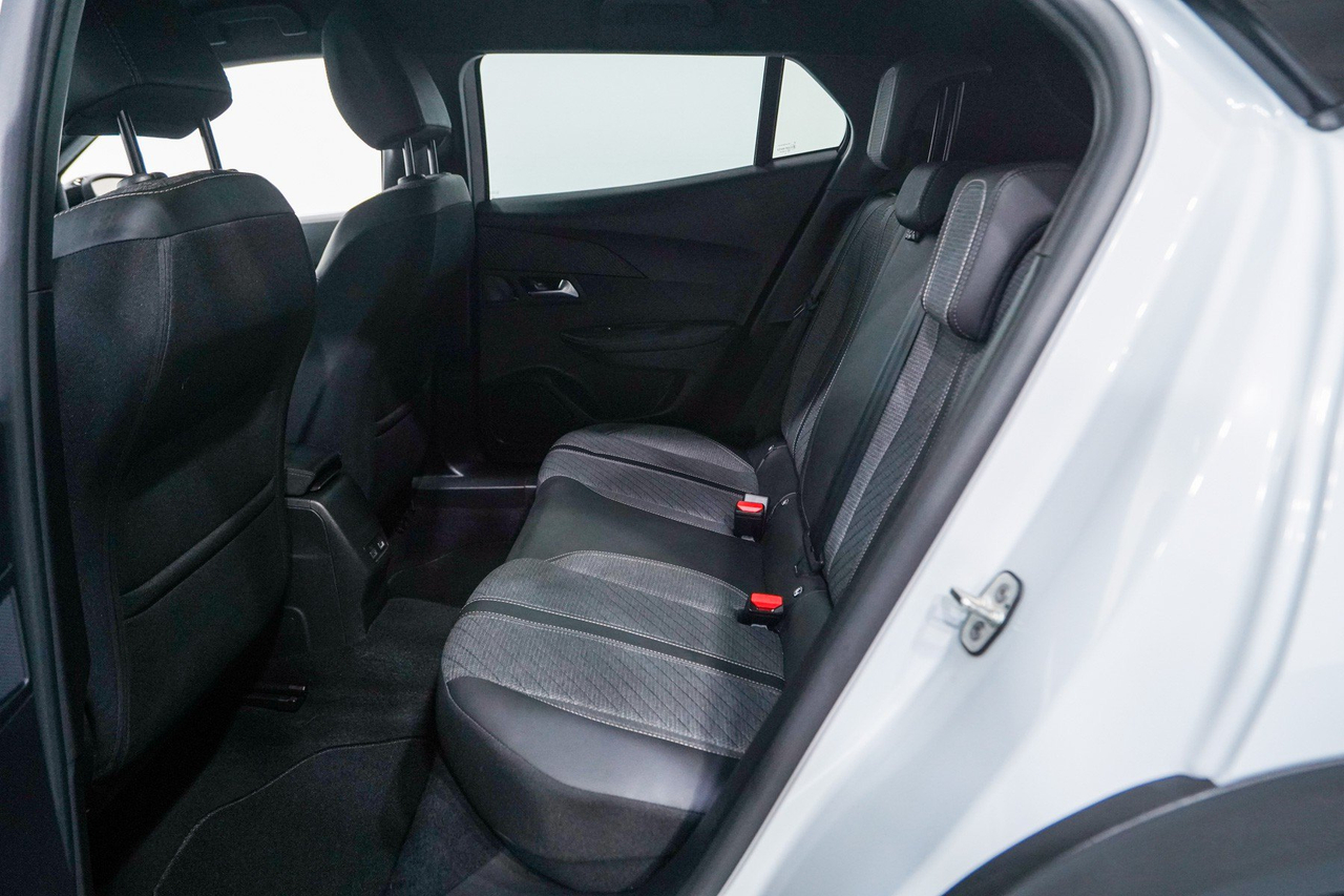Peugeot 2008 — photo 31