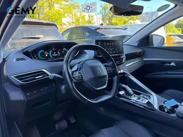 Peugeot 3008 hybrid 225 e-eat8 — photo 12