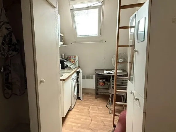 Studette 1 pièce 9 m²