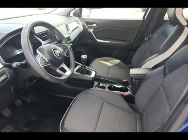 Renault Captur 1.3 tce 140ch intens — photo 2