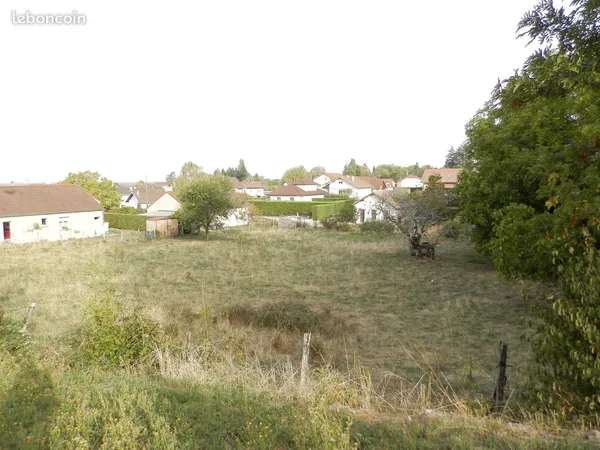 Terrain 2248 m² ST AMOUR