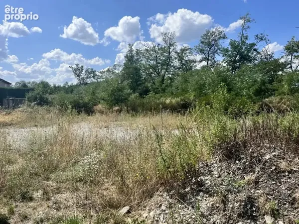 Terrain viabilise 2334 m2