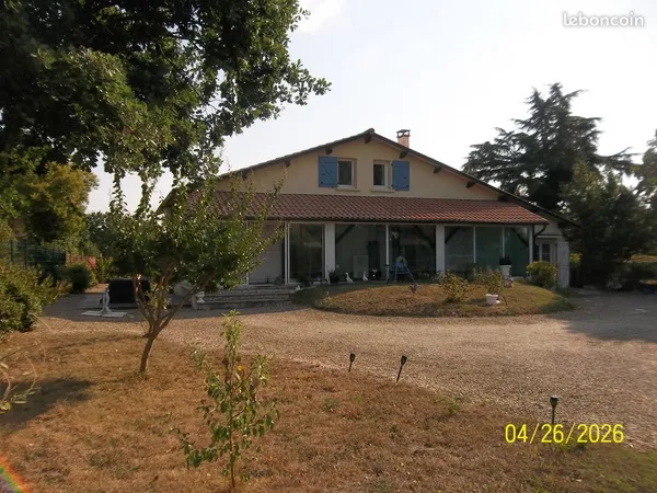 Maison 6 pièces 137 m2 261900 euros