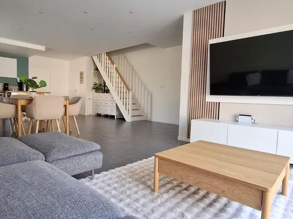 Maison 5 pièces 140 m²