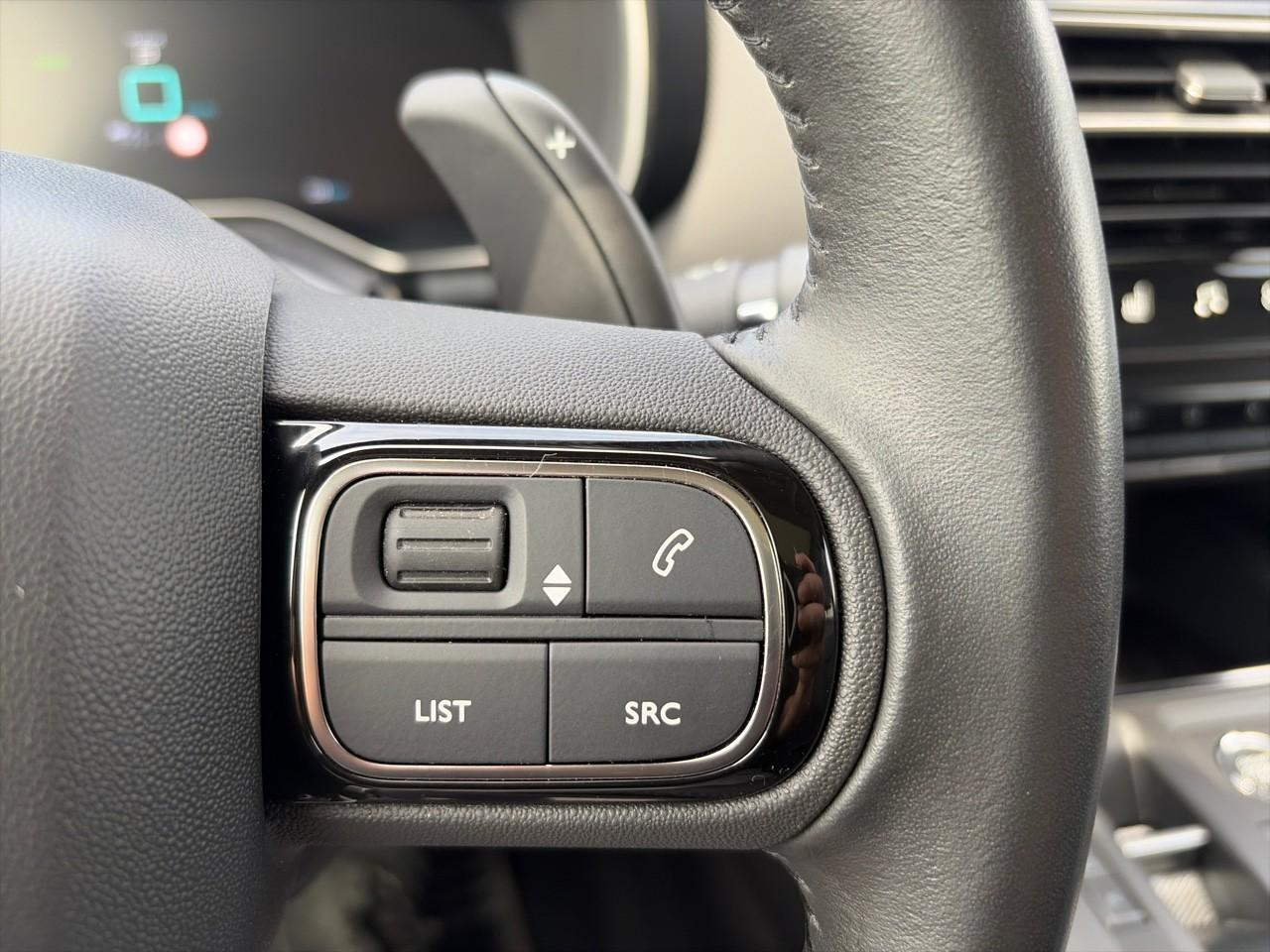 Citroën C5 Aircross hybrid rechargeable 225ch shine pack e-eat8 — photo 15