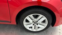 Renault Clio 1.5 Blue dCi 100ch Evolution - 24 — photo 20