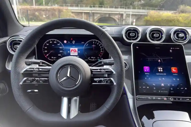 Mercedes Glc coupe 300 e hybrid eq 9g-tronic 4matic — photo 54