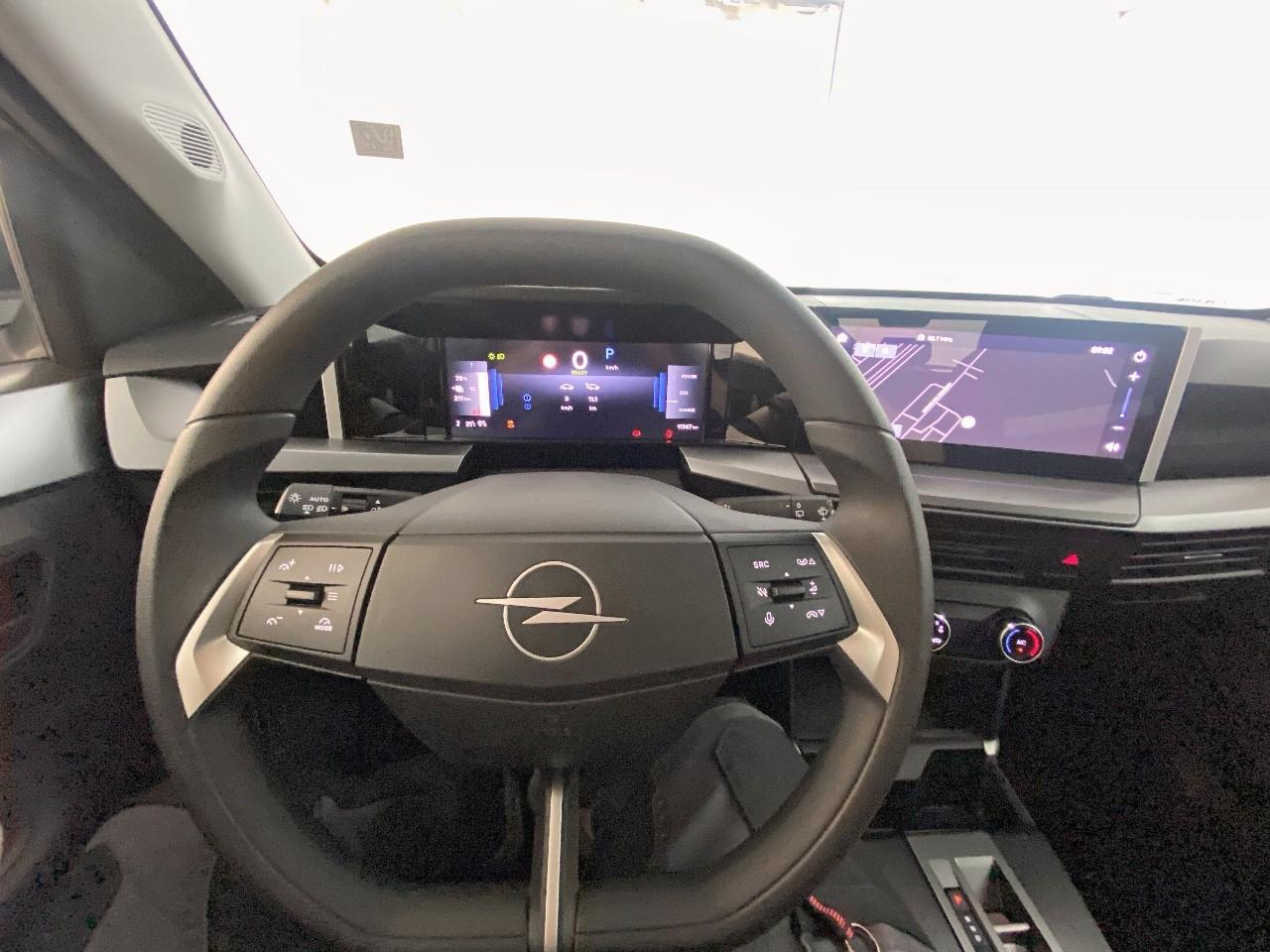 Opel Frontera electric 113 ch batterie 44 kwh edition — photo 12