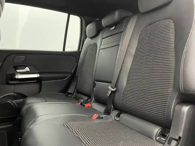 Mercedes Classe B eqb 250 — photo 16