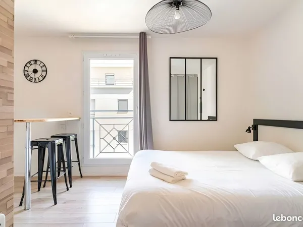 T1 Centre Ville - Tout équipé - Moyenne durée ( 1 - 4 mois)