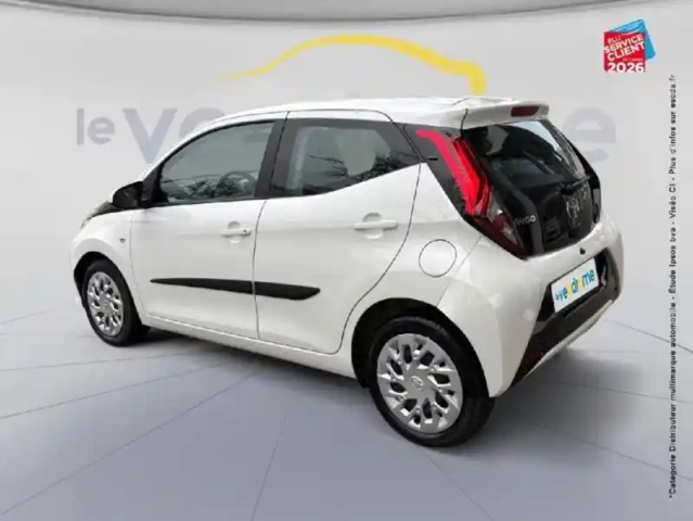 Toyota Aygo 1.0 vvt-i 72ch x-play 5p my20 — photo 8