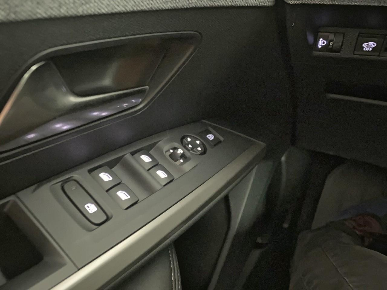 Peugeot 3008 hybrid 145 e-dcs6 allure — photo 20