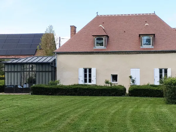Vends maison de caractère typique du Bourbonnais