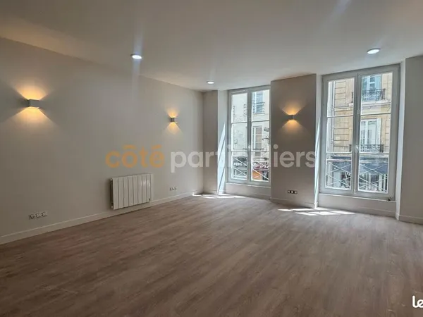 Bureaux 141 m² PARIS