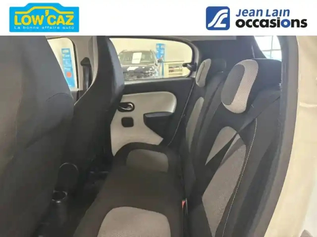 Renault Twingo iii 0.9 tce 90 energy — photo 17