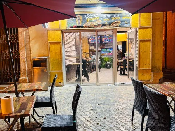Fond de commerce, fast-food / Pizzeria kebab à vendre