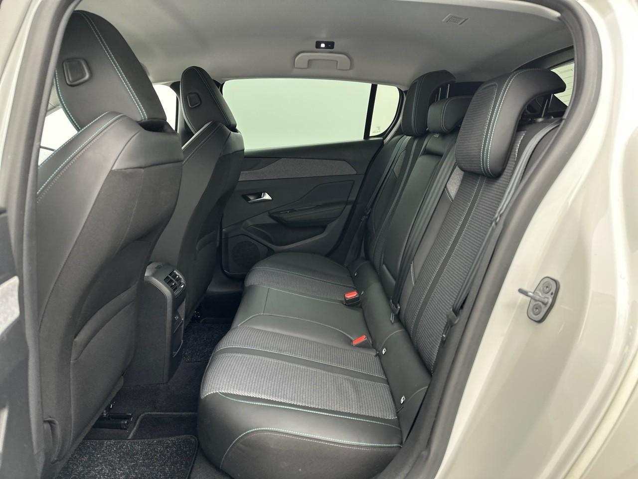 Peugeot 308 puretech 130ch s&s bvm6 allure pack — photo 12