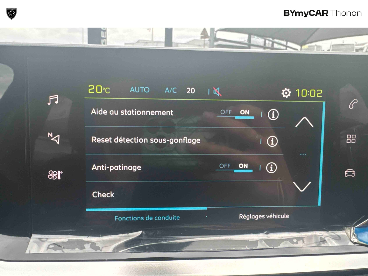 Peugeot 2008 Electrique 136 ch — photo 30