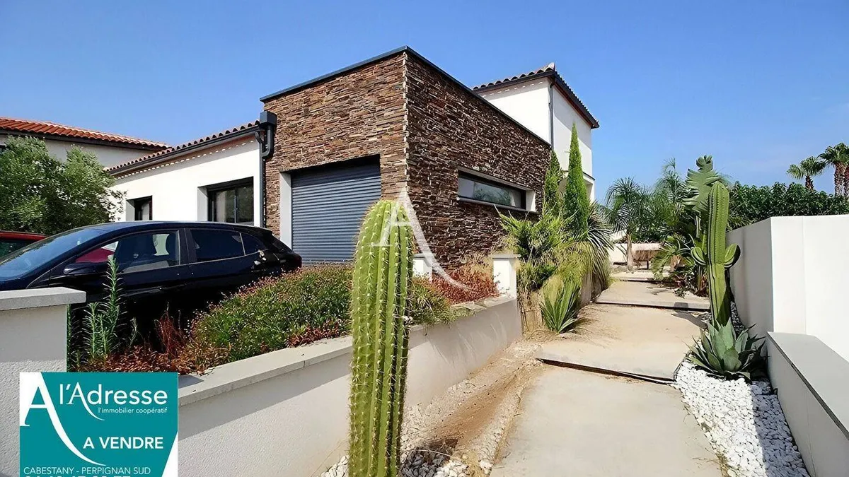 Photo 1