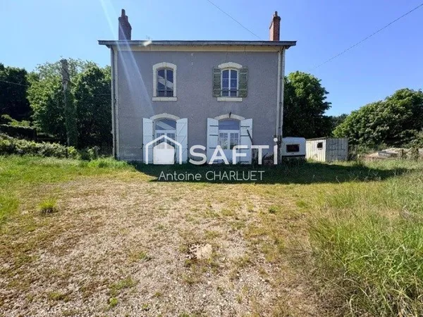 Ancienne gare de 143m² - 3 chambres