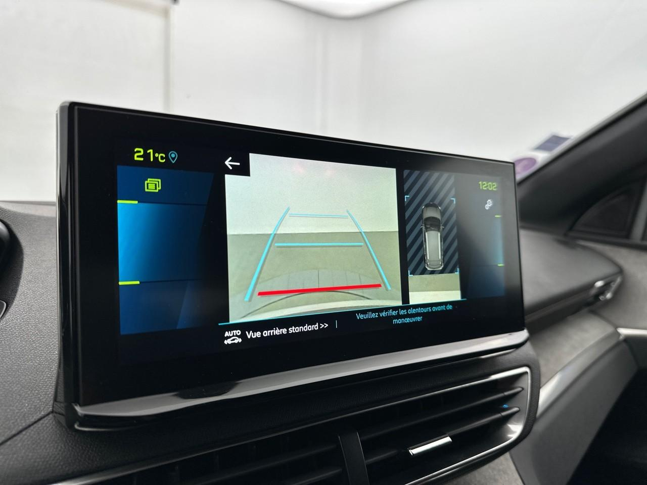 Peugeot 3008 hybrid 225 e-eat8 gt — photo 26