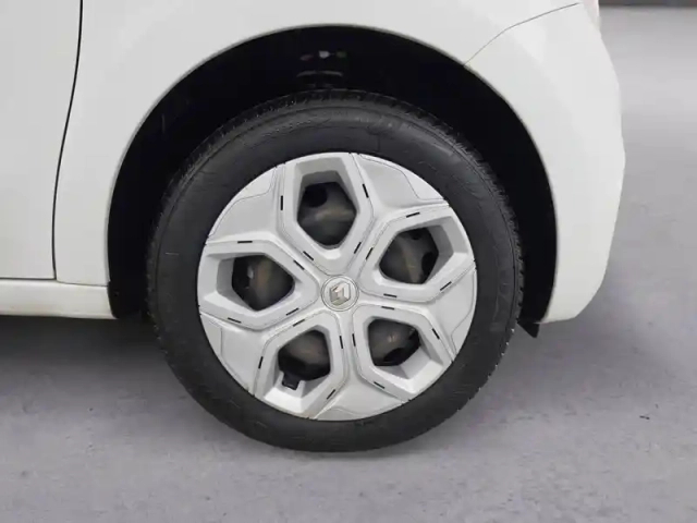 Renault Twingo iii e-tech — photo 220