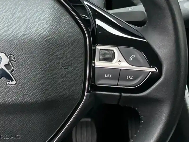 Peugeot 208 1.2 puretech 100ch s&amp;s style 118g — photo 14