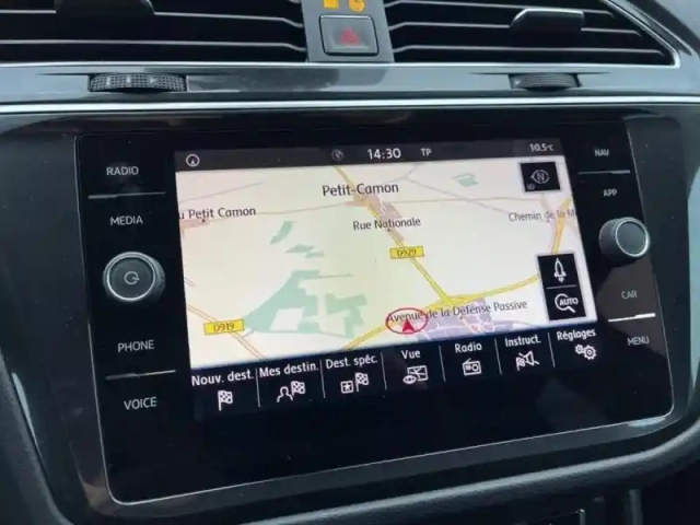 Volkswagen Tiguan 1.4 tsi 125ch sound — photo 13