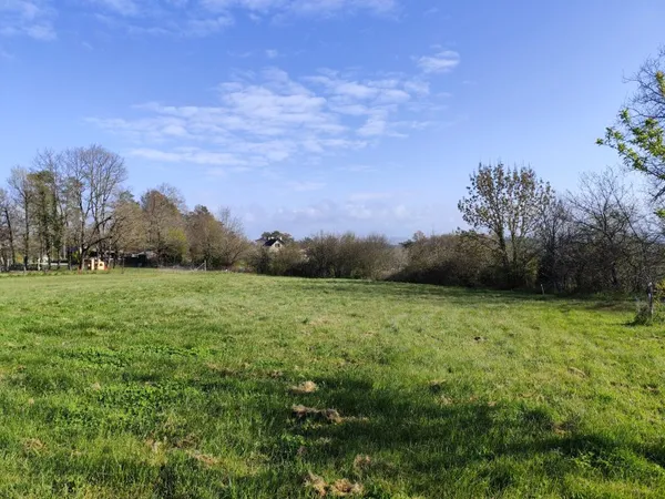 Terrain en individuel 1082 m²