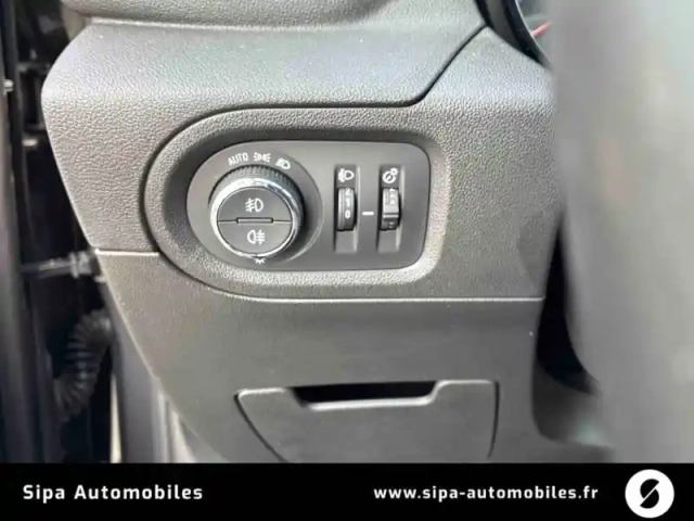 Opel Grandland X 1.2 turbo 130 ch — photo 27