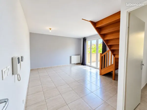 T2 Duplex Sillingy à vendre avec Garage et parking