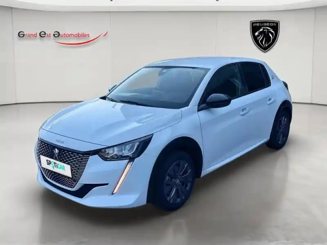 Peugeot 208 e- 136ch style — photo 1