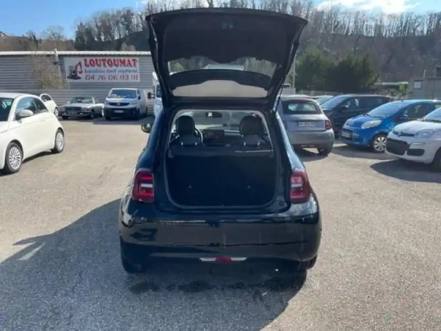 Fiat 500 e 95ch pack confort my23 — photo 6
