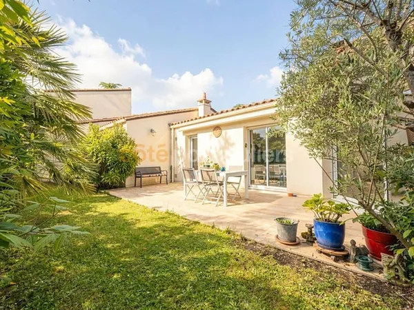 Maison 9 pièces 194 m²