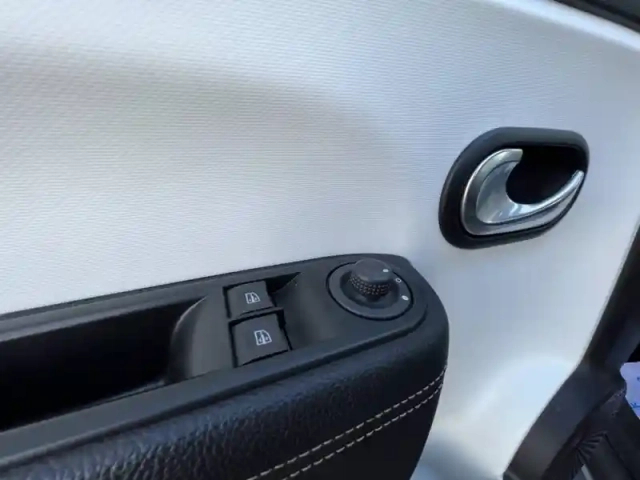 Renault Twingo iii intens tce 95 — photo 9