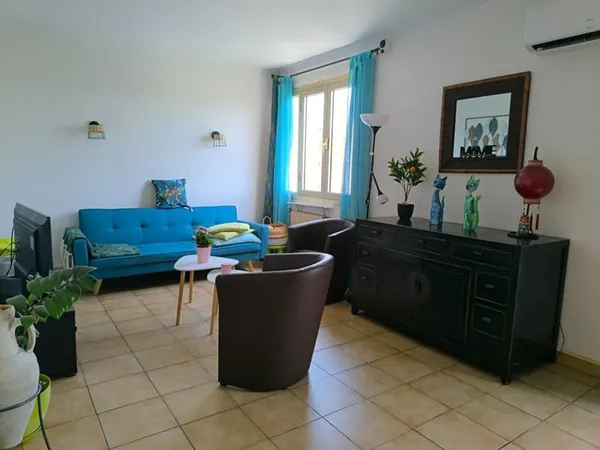 Espace, lumière et sérénité... Et si votre prochain chez-vous était ici ?