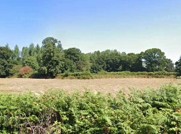 Terrain 616 m² Quevert