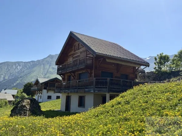 Chalet 8 pièces 177 m²