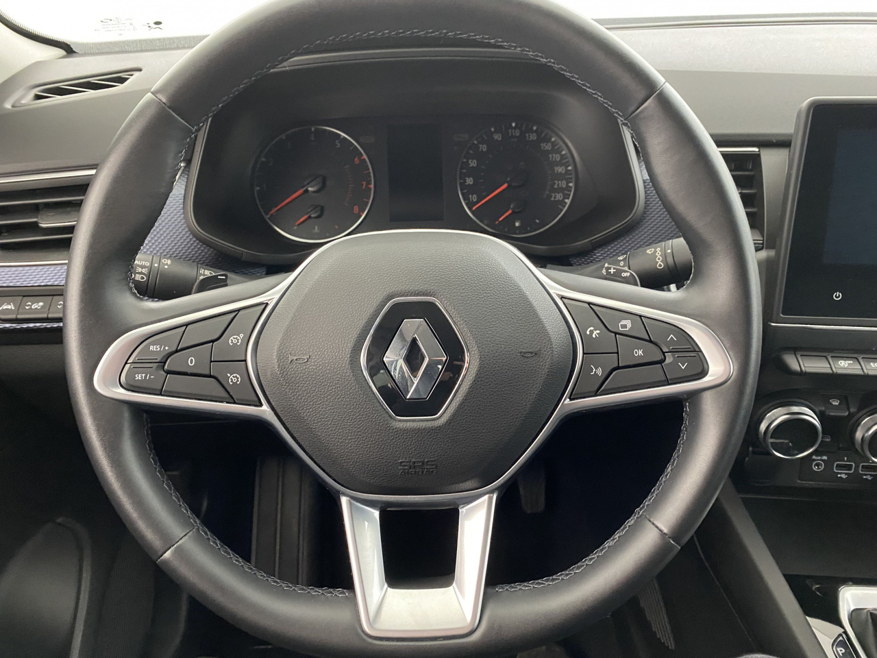 Renault Arkana — photo 15