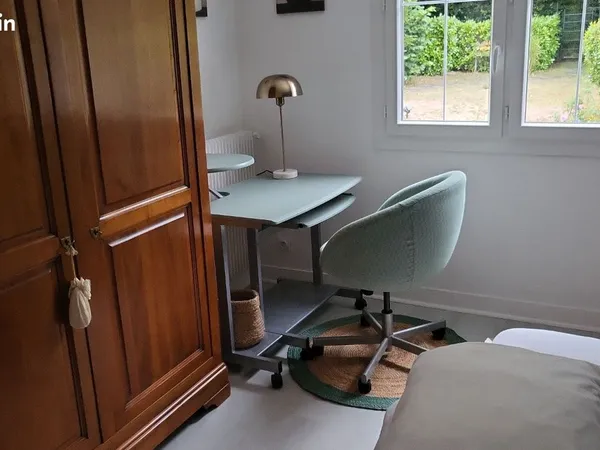 Chambre étudiante MEUBLEE proche campus