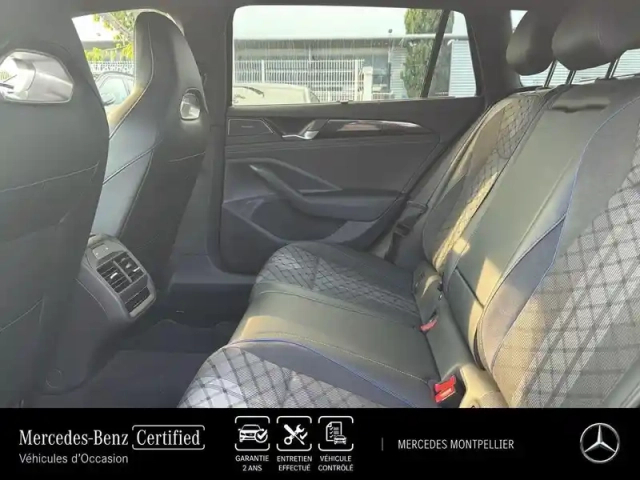 Volkswagen Passat sw 2.0 tdi evo 150ch r-line dsg7 — photo 16
