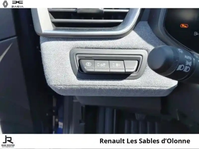 Renault Clio 1.0 tce 90ch techno - 24 — photo 15
