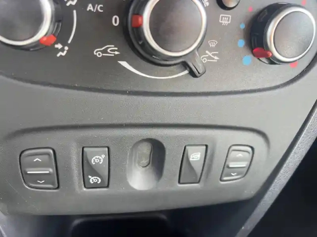 Dacia Logan mcv tce 90 — photo 24